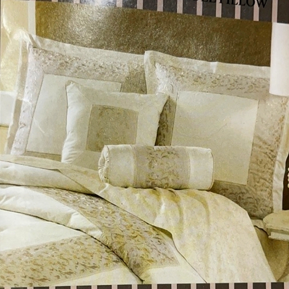 4-Pc Accessory Set: 2-Pillows & 2-Shams Embroidered Cream Bedding
